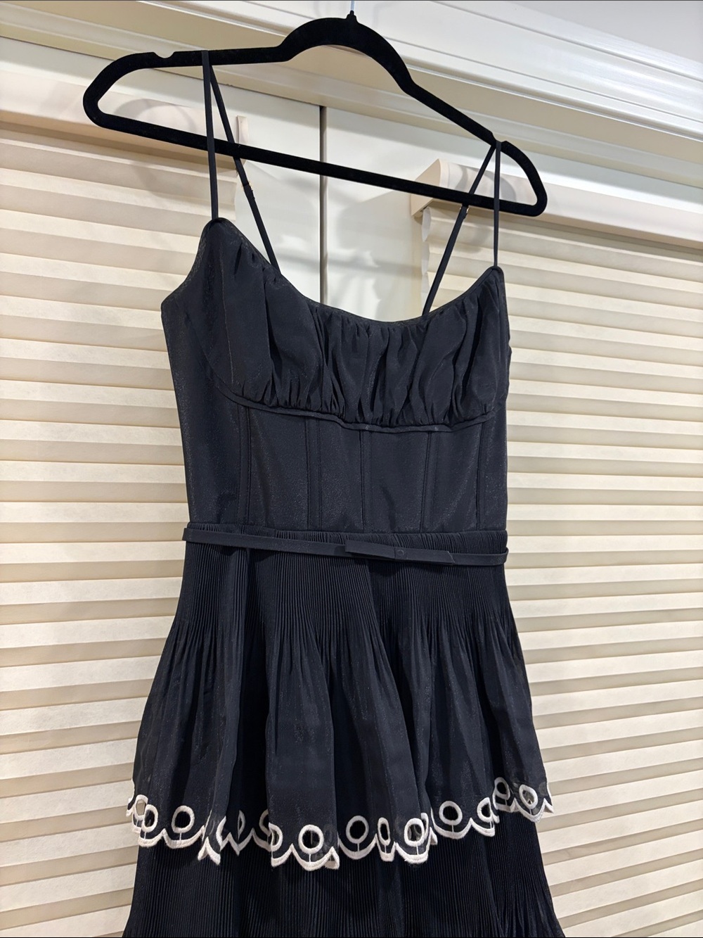 🔥CLEARANCE🔥 NWOT Zimmermann Black Tiered Spaghetti Dress, Size AU 2 = M - Picture 3 of 12